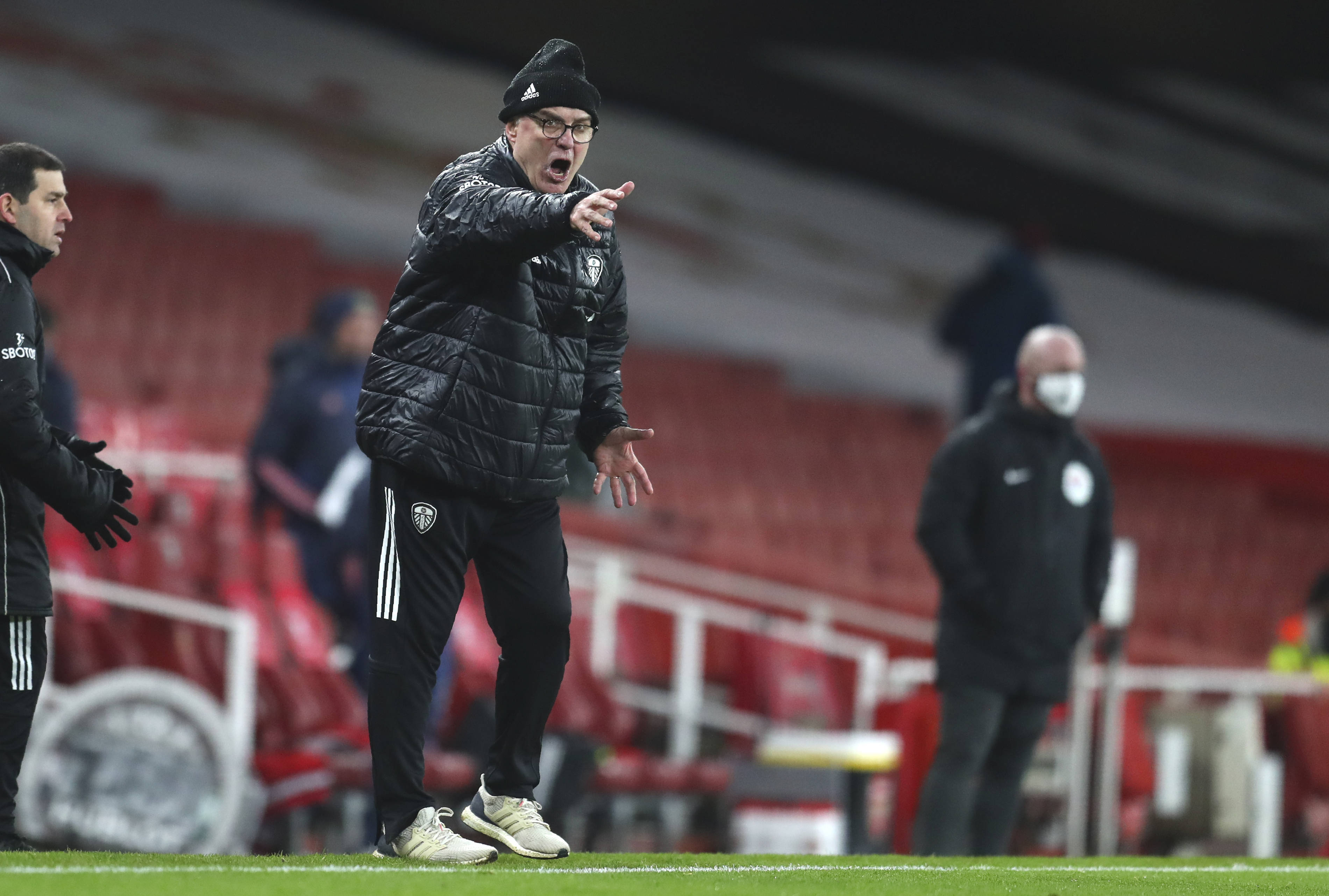 的双重考验 的双重考验