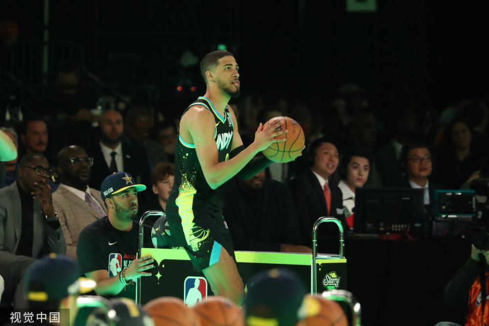 表现尤为亮 表现尤为亮