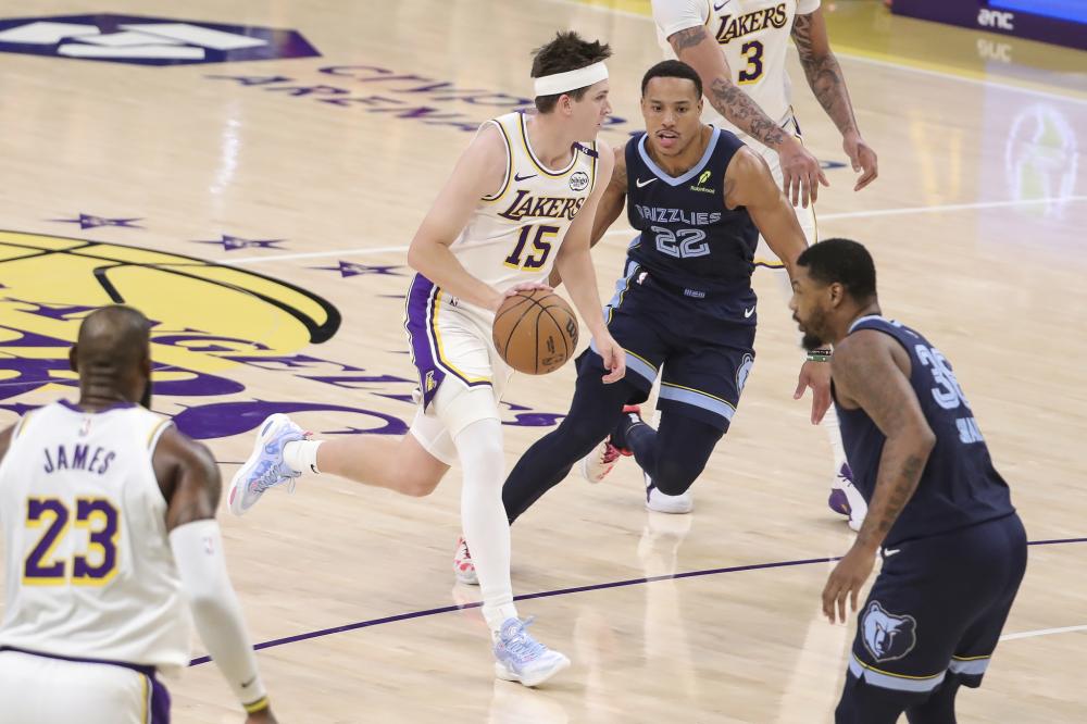 的后防线带 的后防线带