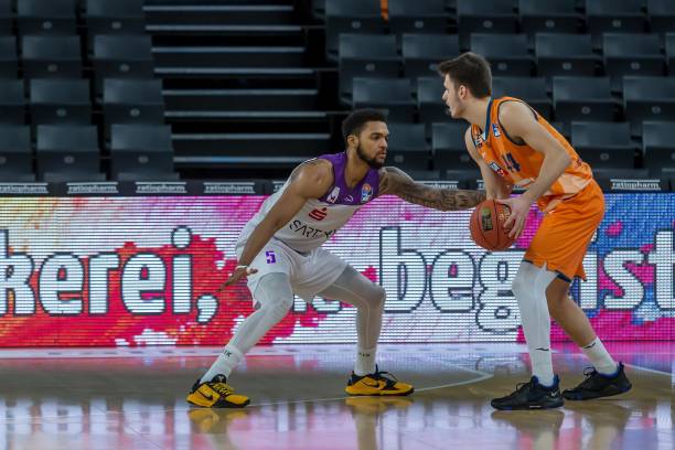 在足球比赛 在足球比赛