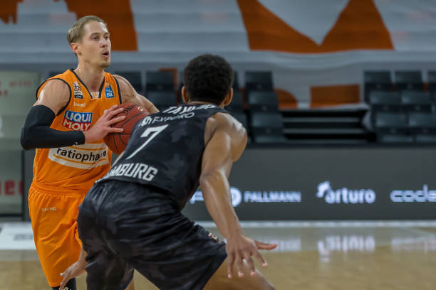 更是团队前 更是团队前